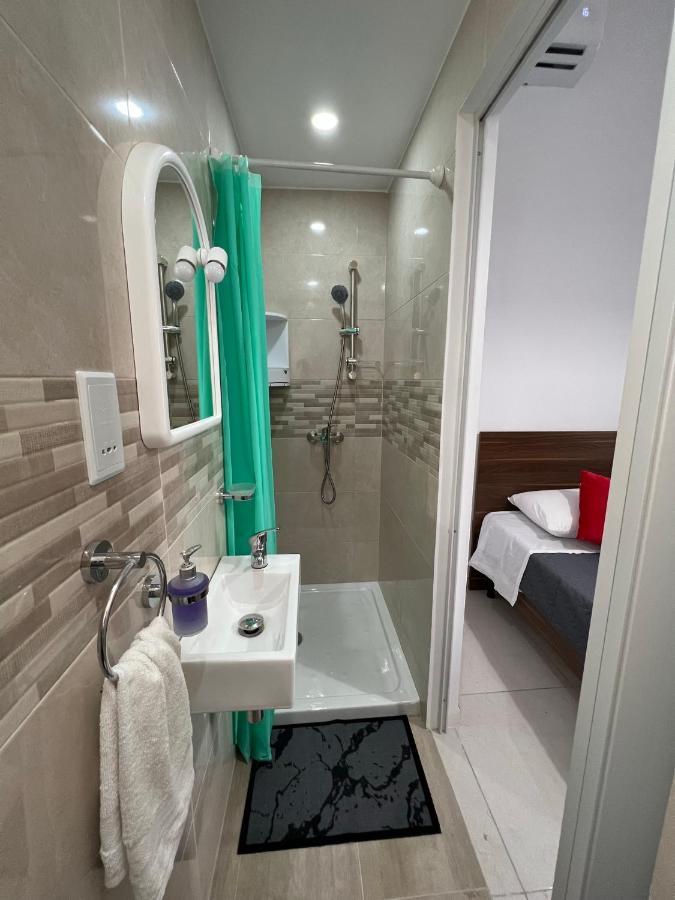 Room With Private Bathroom Слима Экстерьер фото